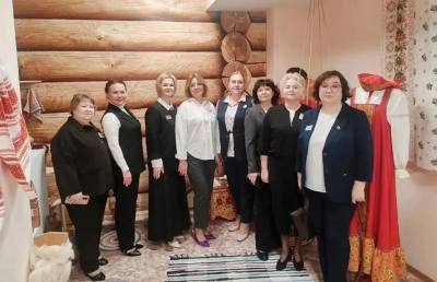 Межрегиональное сотрудничество: Пермь перенимает лучшие практики Нижневартовска в дошкольном образовании Межрегиональное сотрудничество: Пермь перенимает лучшие практики Нижневартовска в дошкольном образовании