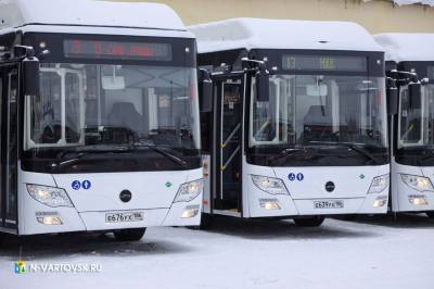 В Нижневартовске общественники провели приёмку новых автобусов /ФОТО/