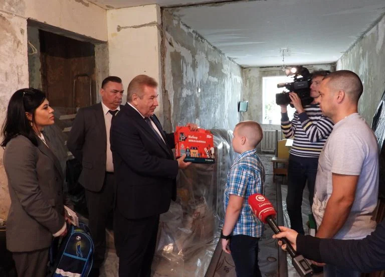«СОБЕРИ РЕБЁНКА В ШКОЛУ»: АКЦИЯ ПРОДОЛЖАЕТСЯ