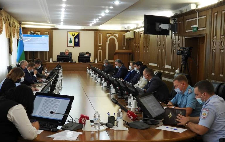 На депутатском контроле: организация торговли в нестационарных объектах 