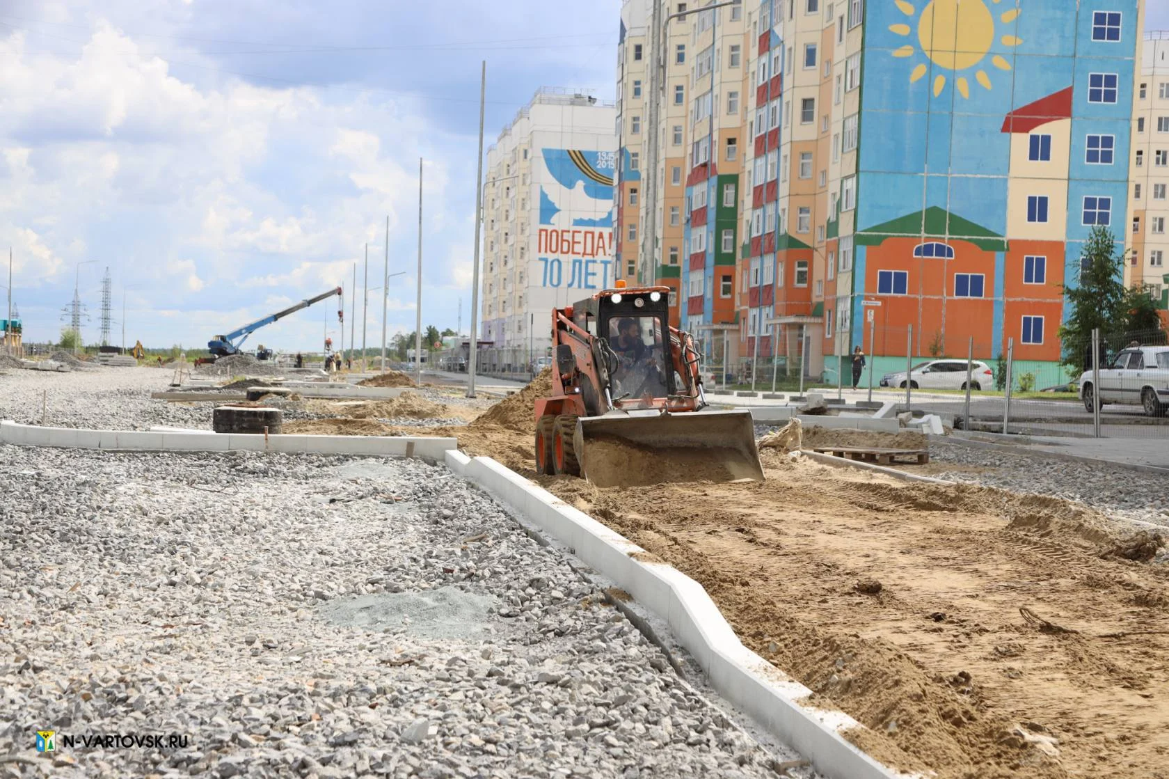 Проехать по улице Московкина можно будет уже в этом году /ФОТО/
