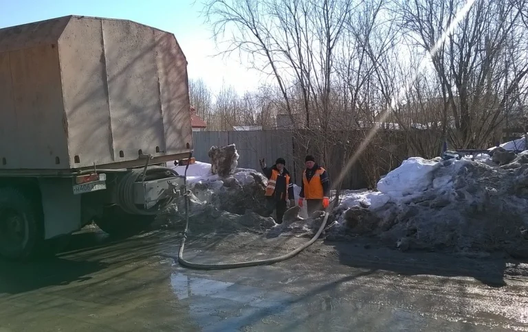 Рейсы на снежный полигон продолжаются