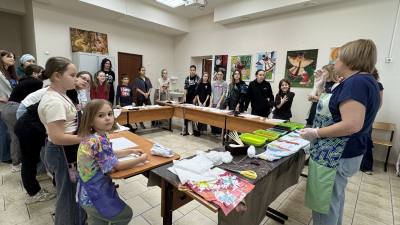 Состоялся мастер-класс Краснобородкиной А.Г. по декоративно-прикладному искусству для обучающихся детских школ искусств города Состоялся мастер-класс Краснобородкиной А.Г. по декоративно-прикладному искусству для обучающихся детских школ искусств города