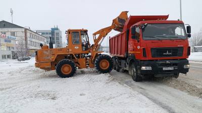 Продолжается патрульная очистка улиц от снега