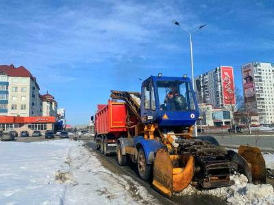 Уборка снега, очистка ливневых колодцев и проведение аварийного ямочного ремонта